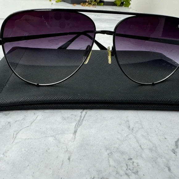 Quay sunglasses - Picture 2 of 6